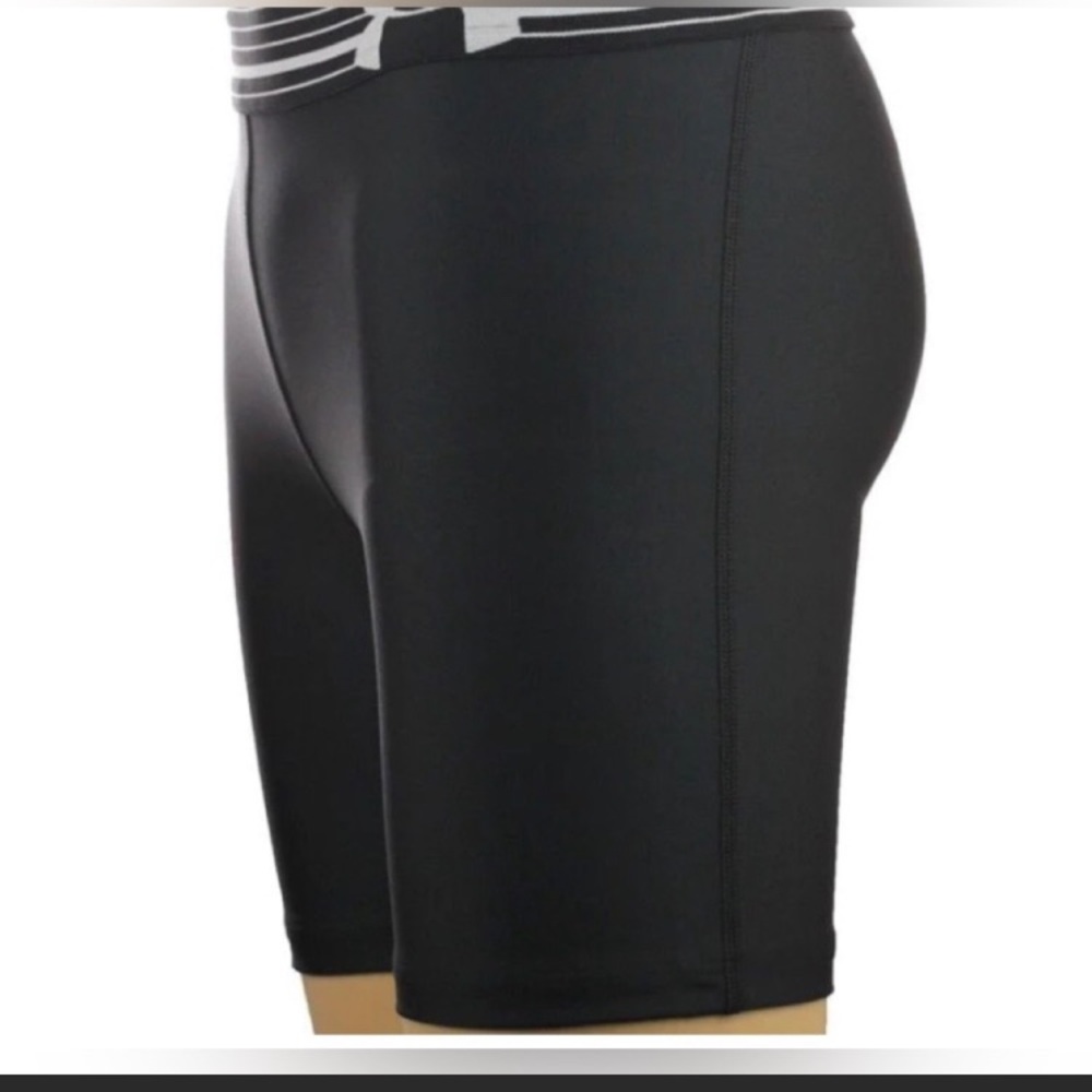 SOLD! Under Armour HeatGear Compression Mid Rise Active Shorty Shorts S - Picture 1 of 15